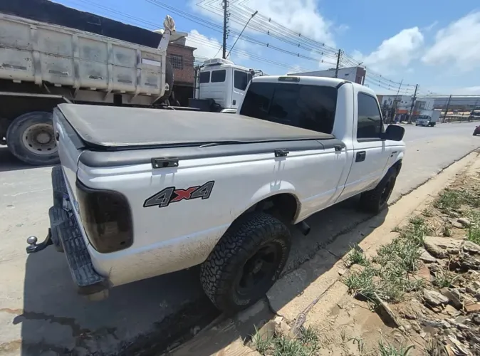 Ford Ranger XL 2.8 8V 135cv 4X4 CS TB Diesel 2002