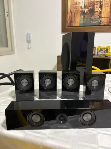 Kit de Caixas de Som Samsung 5.1 - Originais | Excelente Estado