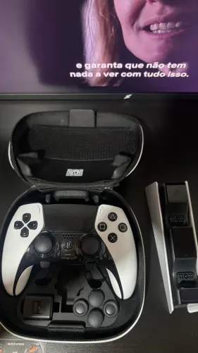 Controle DualSense Branco + Base de Carregamento Oficial Sony