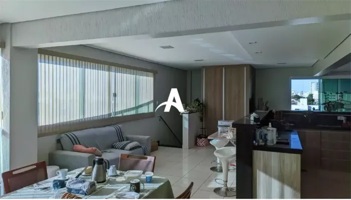 Apartamento Cobertura com 207m² 3 quartos à venda no Santa Mônica