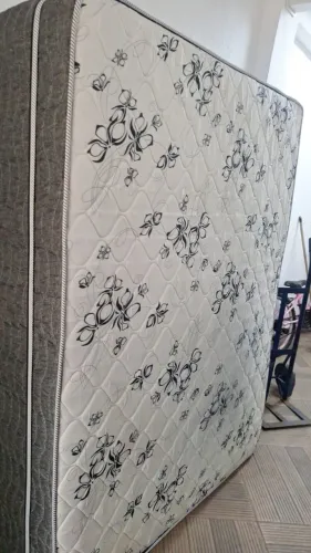 Cama de casal 