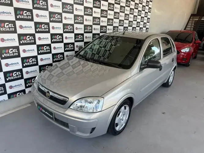 Chevrolet Corsa Hat. Maxx 1.4 8V Econoflex 5P 2011