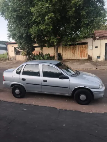 Chevrolet Corsa SED Class.life 1.0/1.0 Flexpower (álcool) 2008