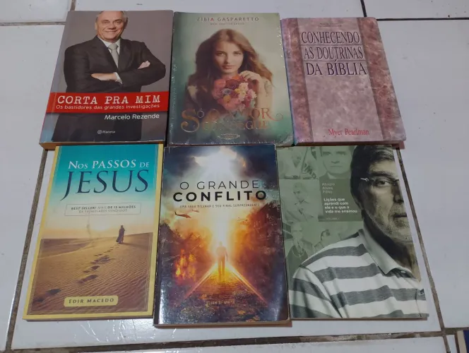 Promoção de Livros 03 Por R$ 10,00
