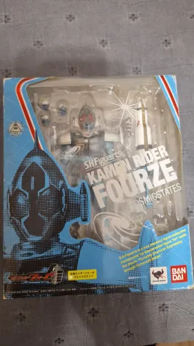 (LEIA A DESCRIÇÃO) Kamen Rider Fourze Cosmic States S.H. Figuarts