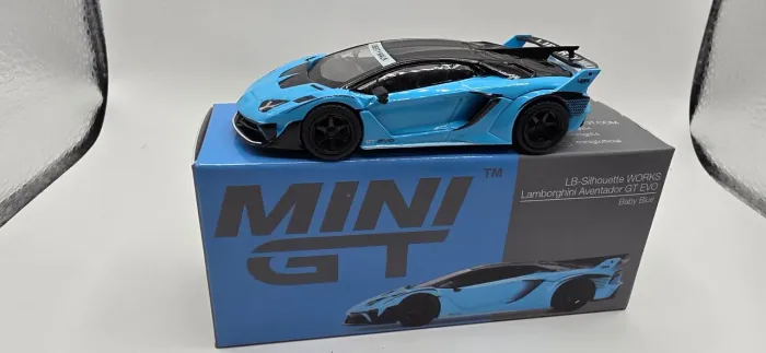 Mini GT Lamborghini Aventador GT EVO
