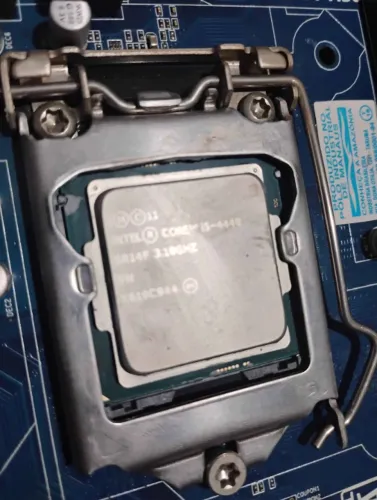 Processador i5 4th funcionando.