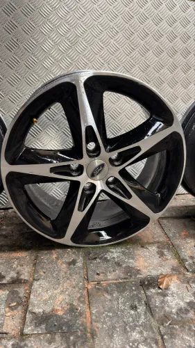 RODA FORD FOCUS ARO 16