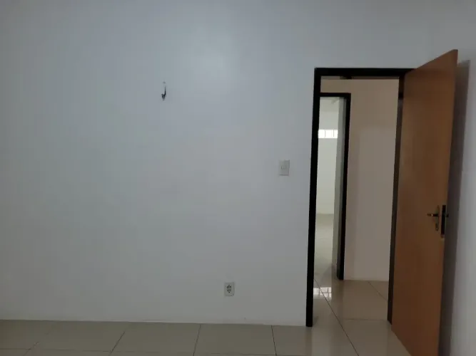 Alugo casa no Cohafuma
