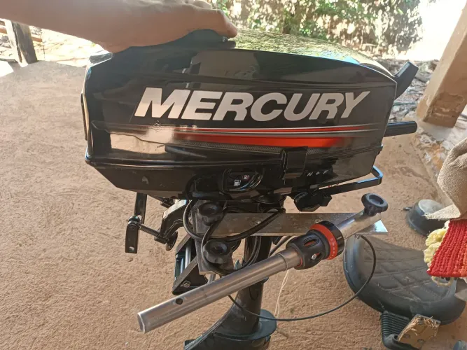 Motor Mercury 3.3