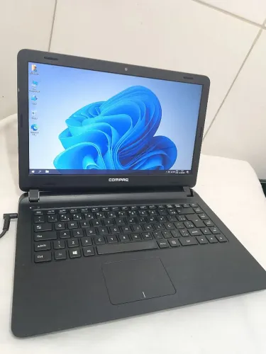 Notebook Core i3 SSD de 120gb 4gb windows e pacote office