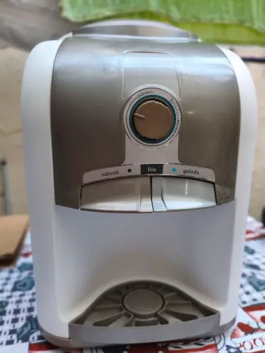 Gelagua de Mesa Esmaltec