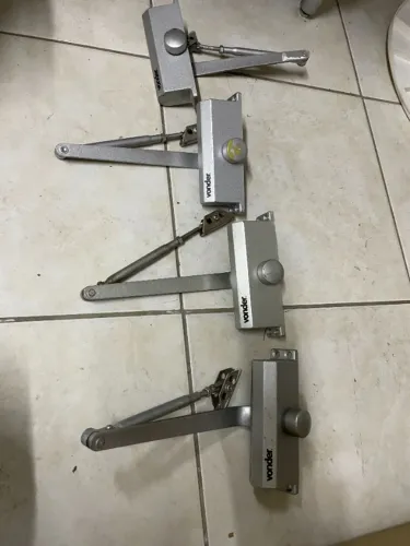   Mola Aérea Para Porta Prata