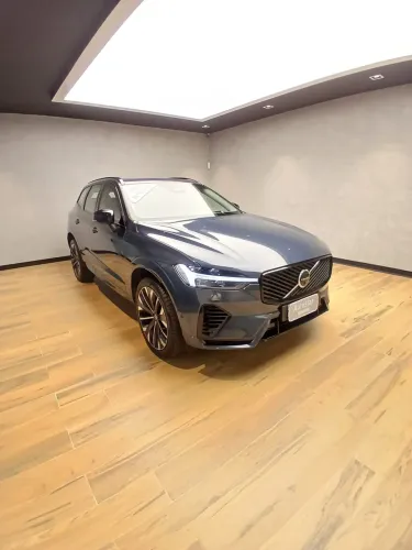Volvo XC-60 T-8 Ultra Dark 2.0 AWD (híbrido) 2026