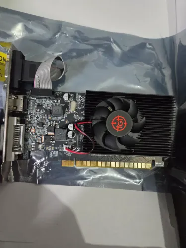 Placa de vídeo TGT Gforce GT610 2GB