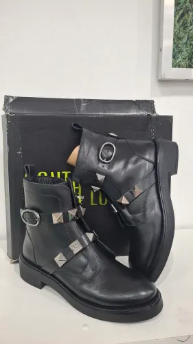 Bota santa lolla couro spike