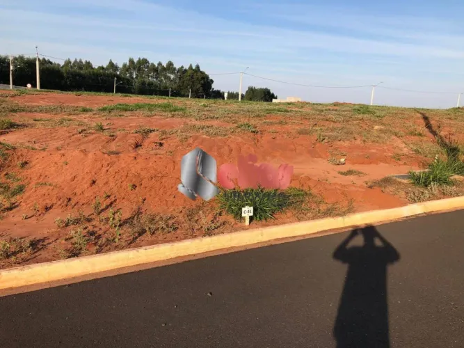 Terreno para venda 312 metros no Condomínio Vila Leon II em Piratininga