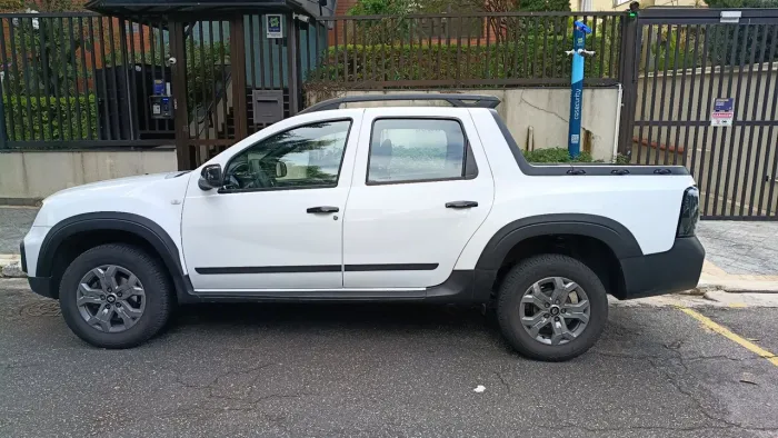Renault Duster Oroch Intense 1.6 Flex 16V Mec. 2024