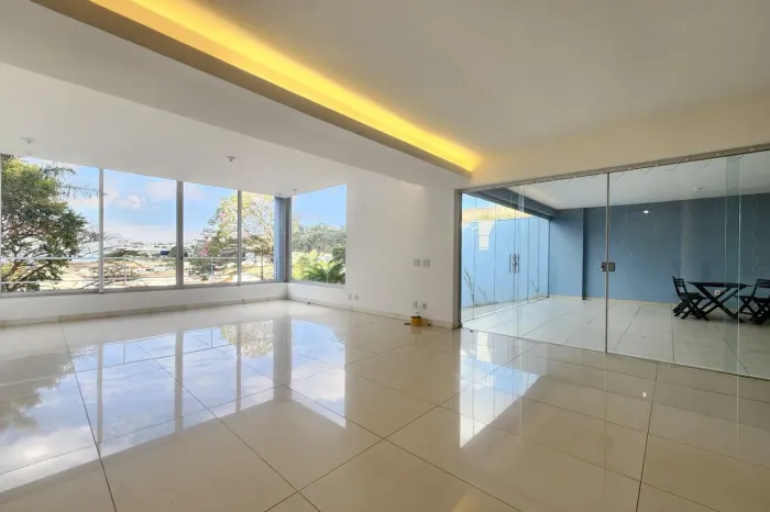 Casa à Venda - Mangabeiras, 3 Quartos, 356 m2