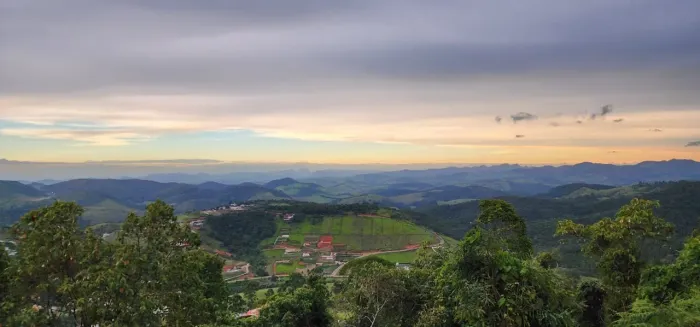 Terreno à venda, Condomínio Estrada Real no bairro Novo Horizonte, Juiz de Fora, MG