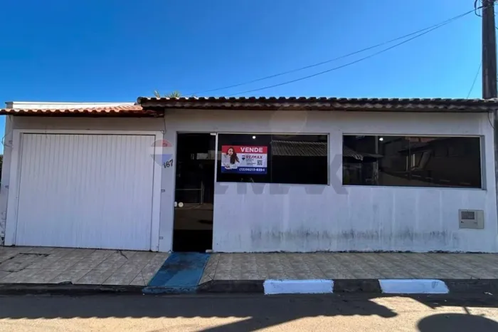 "Casa dos Sonhos no Bairro Parafuso, Cajati"