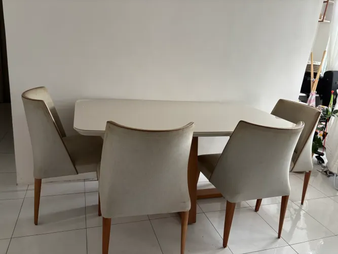 Cadeira para mesa de jantar