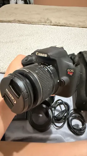 Vende-se câmera cânon T5