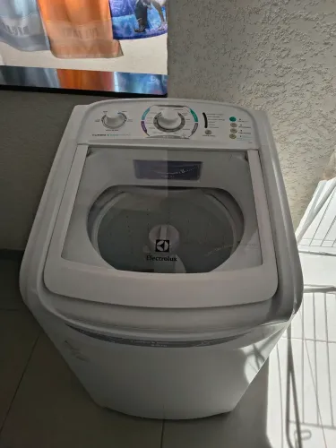 Máquina lavar roupas
