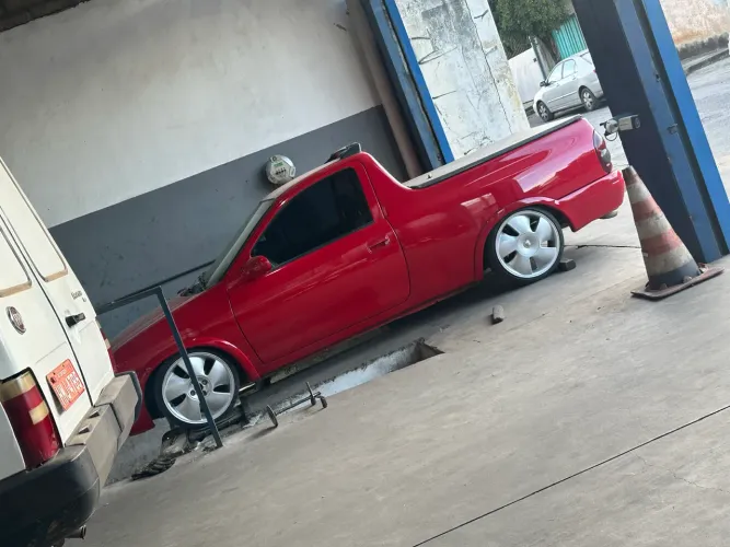 Chevrolet Corsa Sedan GL 1.6 MPFI 4P 2001