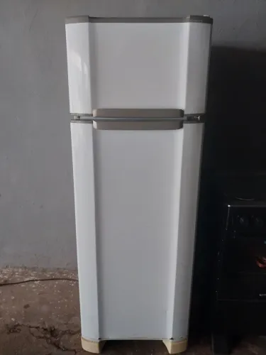 Geladeira+fogão 1000 R$