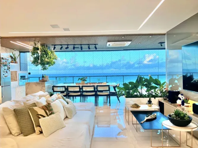Apartamento para venda possui 237 metros quadrados com 3 quartos em Jaguaribe - Salvador -