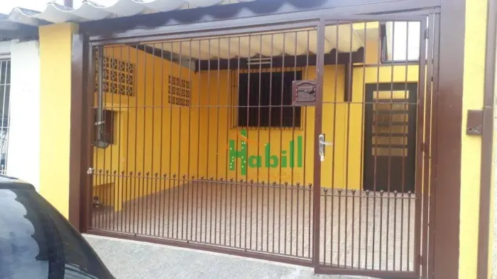 Casa com 3 dormitórios para alugar, 100 m² por R$ 2.645,00/mês - Vila Amorim - Suzano/SP