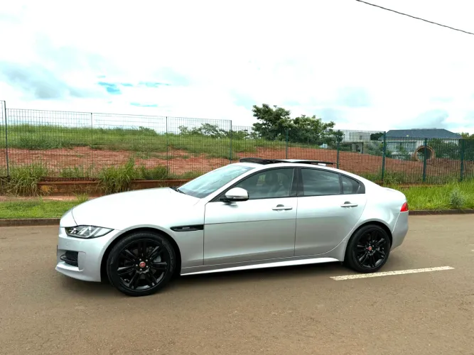 Jaguar XE 2.0 Turboch. R-sport 240/250cv Aut. 2017