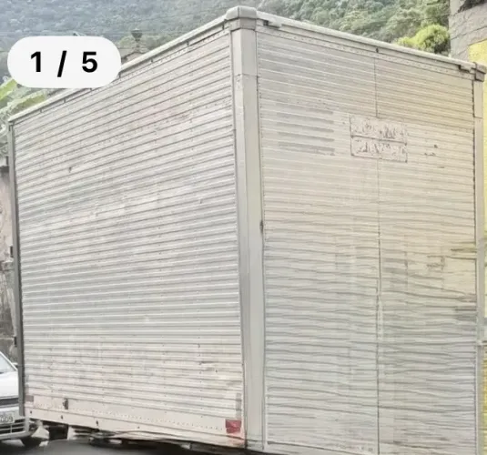 Vendo baú kia Bongo