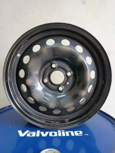 01 Roda de ferro GM Onix Aro 15 4x100