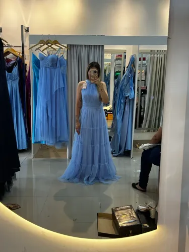 Vestido de madrinha azul serenity
