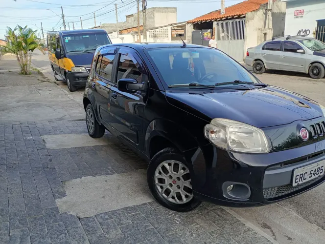 Fiat Uno Vivace Celeb. 1.0 EVO F.flex 8V 5P 2011