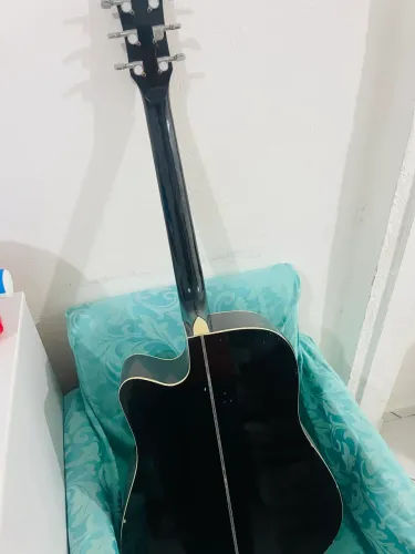 Violão de aço