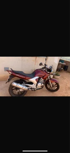 Vendo YAMAHA / YS 250 FAZER/ FAZER L. EDITION /BLUEFLEX