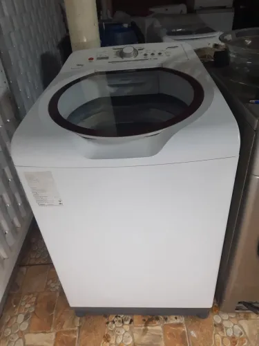 Linda lavadora Brastemp 15kg. Troco e parcelo nos cartões com taxas 