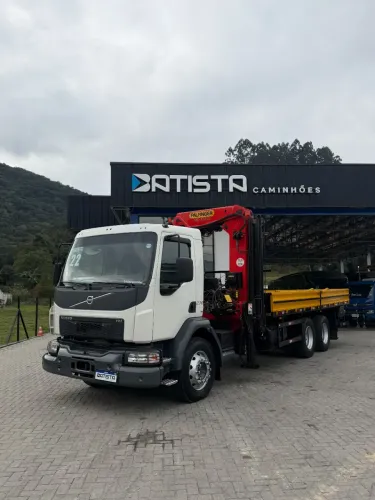 VM 270 6x4 2p (diesel) (E5)