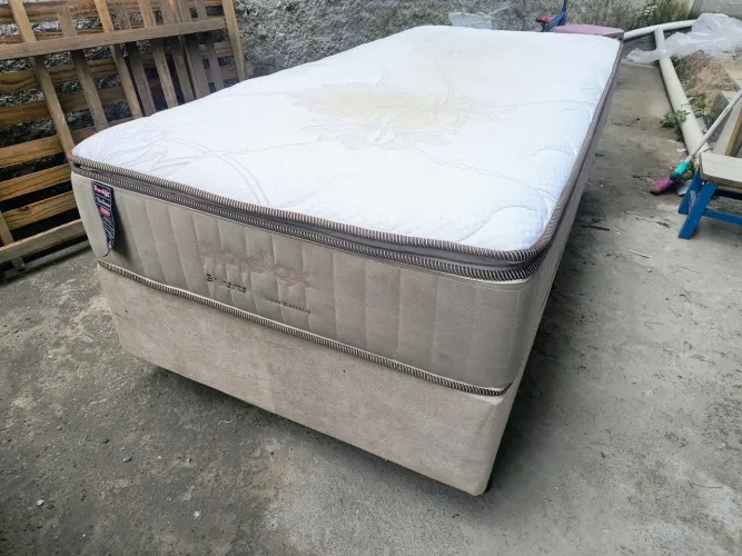 CAMA BOX SOLTEIRÃO