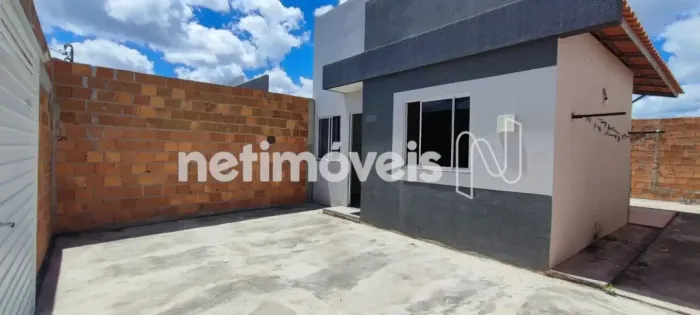 Casa para Aluguel com 2 Quartos bairro Conceição em Feira de Santana, Bahia.