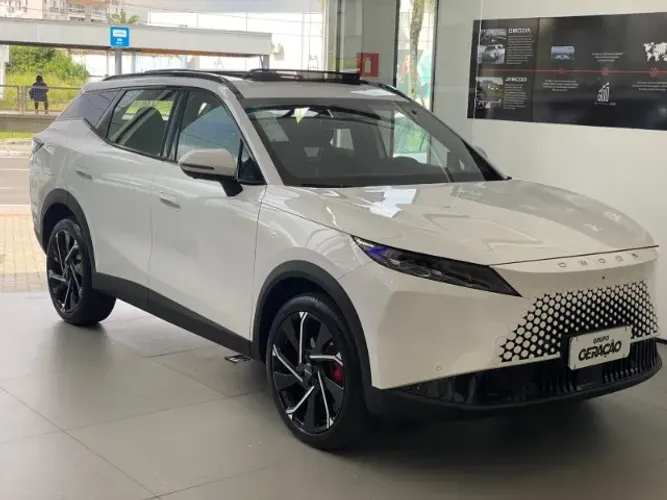 Omoda 7 Prestige 1.5 TB FWD 2026