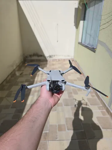 DJI mini 3, 256gb, bateria long range, 20h de vôo