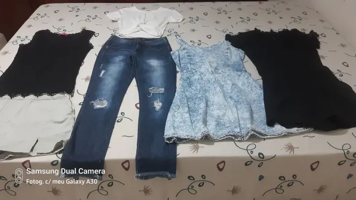 Roupas menina adolescente, semi novas