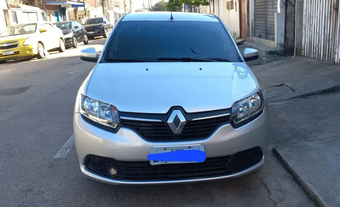 Renault Logan Expression Hi-flex 1.6 8V 4P 2015