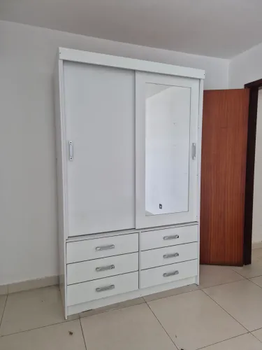 Guarda-roupas