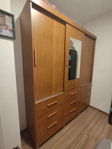 Guarda roupa