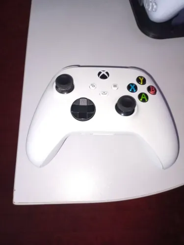 vendo controle de xbox series s ou x 